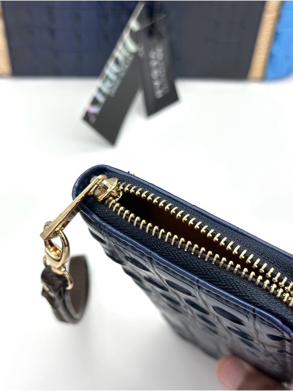 Navy & Light Blue Croc-Embossed High Quality Vegan Leather Tote with Wallet - Picture 8 of 12